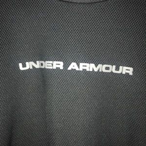 Under Armour Shirts - Under Armour cold gear top Under Armour Shirts - Under Armour cold gear top